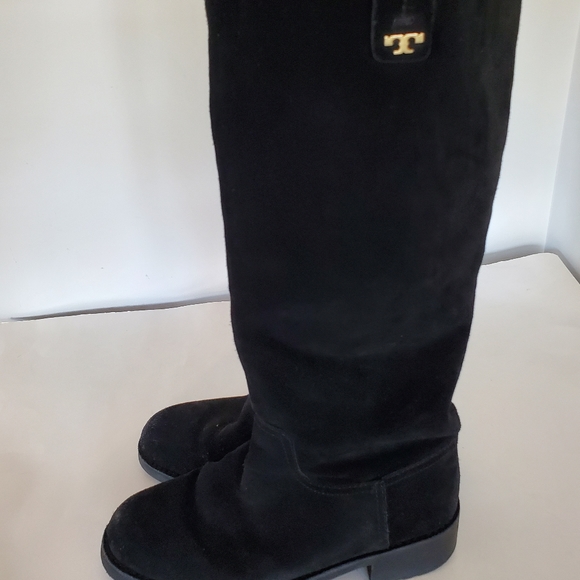 TORY BURCH Sz 9 WAYLAND Black Suede Sheep Fur Tall Boots Gold Logo 1.5" Heel EUC - Picture 9 of 16